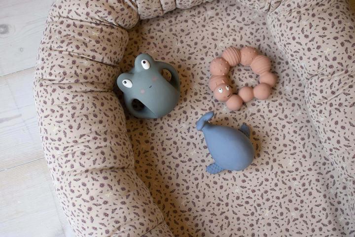Actual product image Filibabba Teething ring - Frey the Frog Moss Green