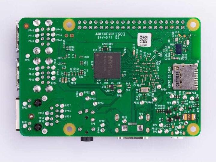 Actual product image Raspberry Pi 3 Model B
