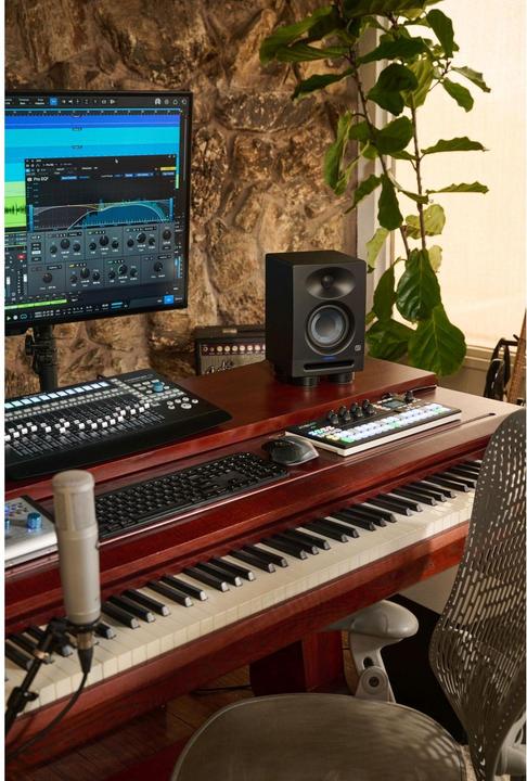 Actual product image PreSonus Eris Studio 4 (Active, 1 pc., 1x 50 W)