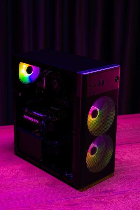 Actual product image Medion Recon E45 (AMD Ryzen 5 5500, 16 GB, 1000 GB, GeForce RTX 4060)