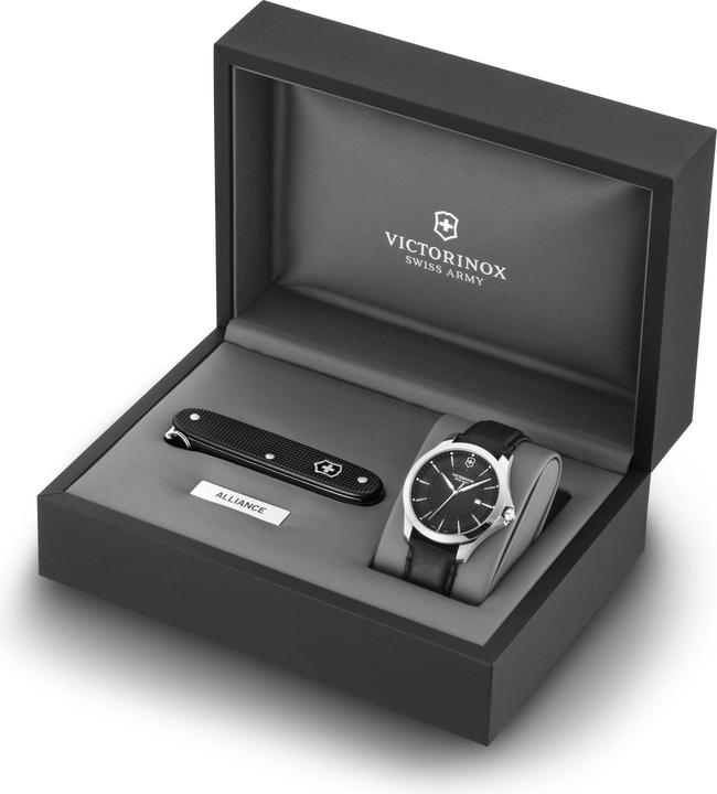 Actual product image Victorinox coalition (Analogue wristwatch, 40 mm)