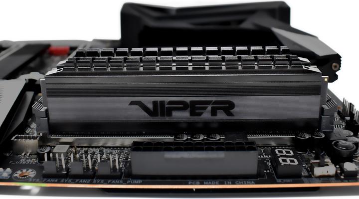 Produktbild Patriot Extreme Performance Viper 4 Blackout Series (2 x 32GB, 3200 MHz, DDR4-RAM, DIMM)
