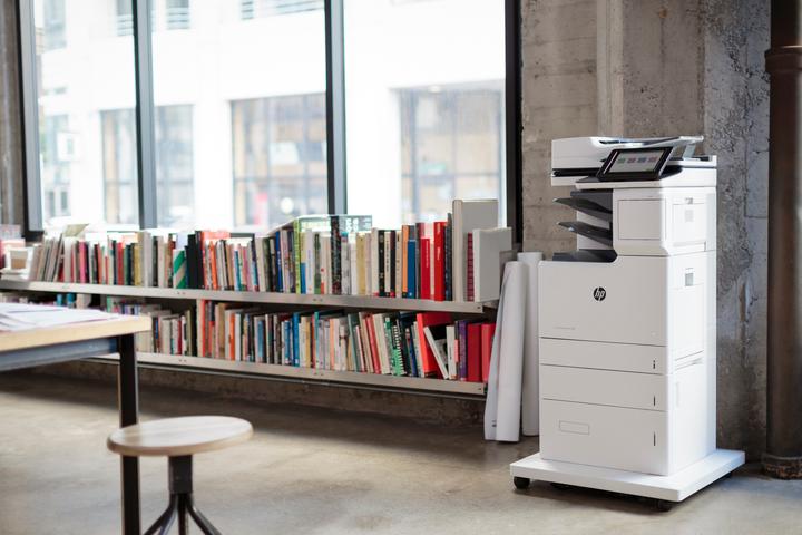 Produktbild HP Color LaserJet Enterprise Flow M681z Laser DPI pro Minute (Laser, Farbe)