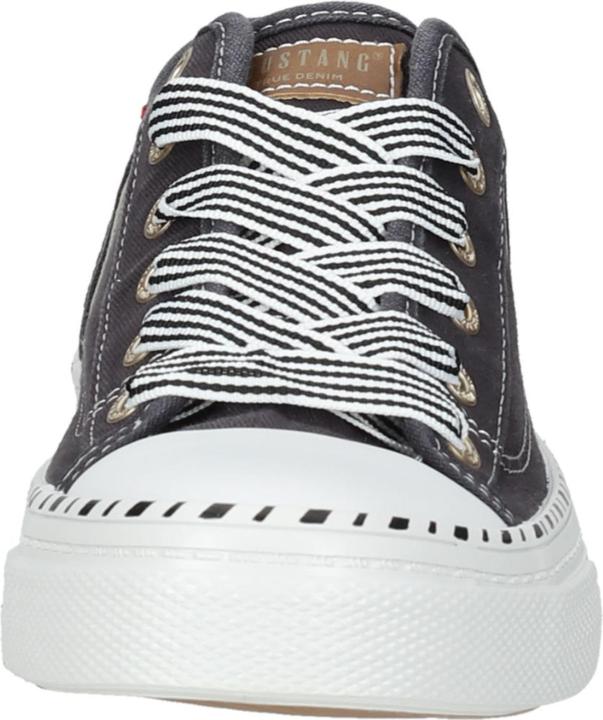 Actual product image Mustang Sneaker (40)