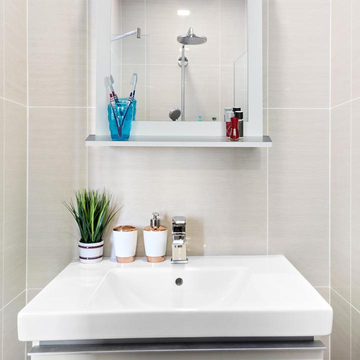 Image du produit Relaxdays Miroir mural décoratif, rectangulaire (56 x 10 x 68 cm)