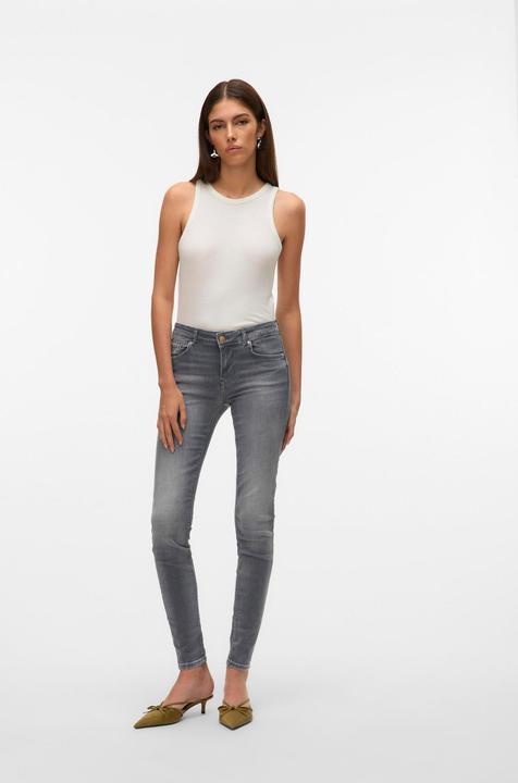 Produktbild Vero Moda VMLux Normal Waist Slim Fit Jeans (30)