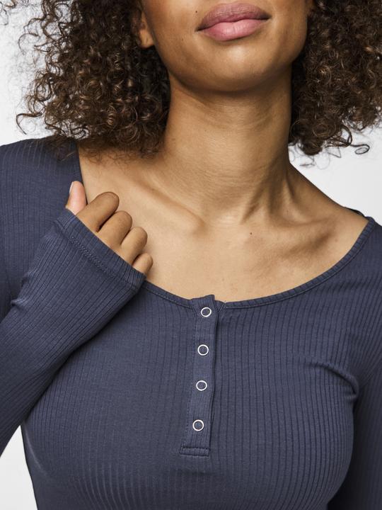 Actual product image Pieces Front buttoned ribbed top (M)