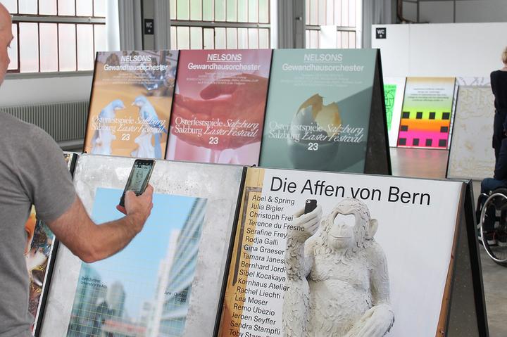 Actual product image 100 Beste Plakate 23 (German, Studio Es, 100 Best Posters e. V., 2024)