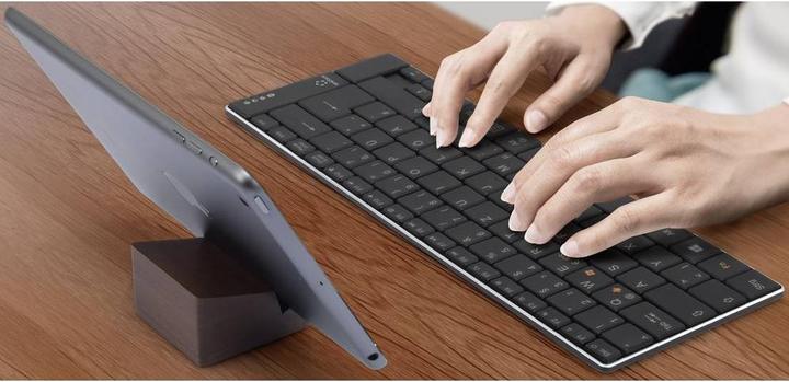 Actual product image Renkforce Bluetooth Keyboard Slim (DE, Wireless)
