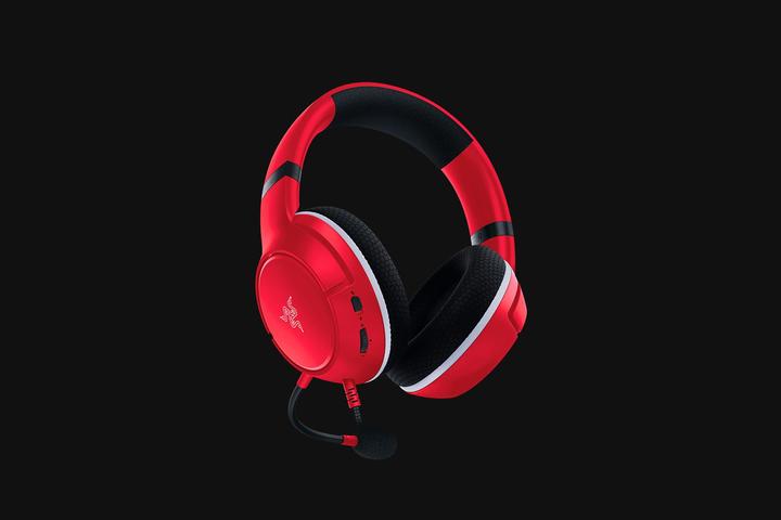Actual product image Razer Essential Duo Bundle Kaira X for Xbox Charging Stand for Xbox Controller red (Cable)