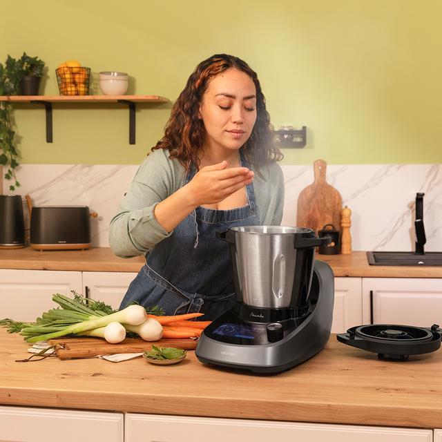 Immagine prodotto Cecotec Mambo Touch con Jarra Habana (1600 W)