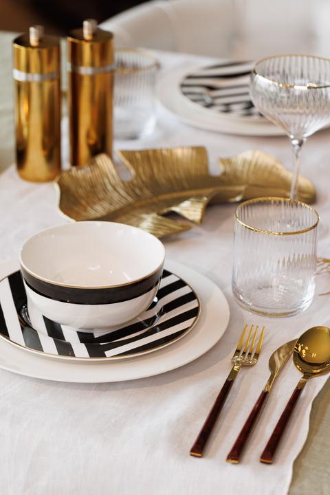 Immagine prodotto Mikasa Set da pranzo in porcellana Luxe Deco da 12 pezzi (12 Pezzo/i)