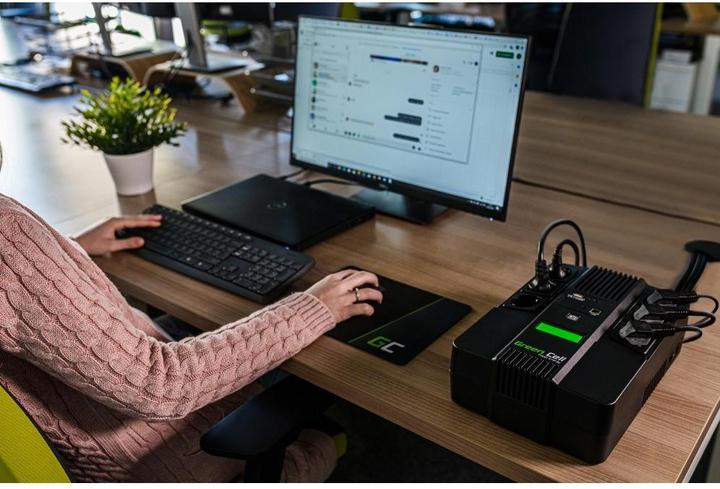 Image du produit GreenCell Cell UPS06 Alimentation sans interruption (ASI) Line-Interactive 999 VA 6 sorties AC (360 VA, 600 W, Line-interactive Onduleur)
