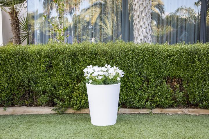 Produktbild Newgarden GERBERA 45 Pflanzkübel gross hoch, rund ø45x54cm bronze 55L mit Wasserspeicher aussen