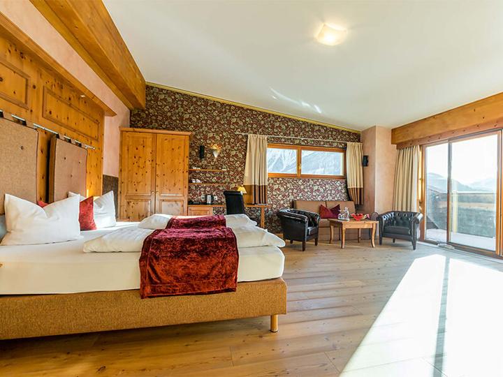 Immagine prodotto Smartbox Vacanza di lusso tra le montagne tirolesi con 2 notti di benessere incluso (2 pers.)