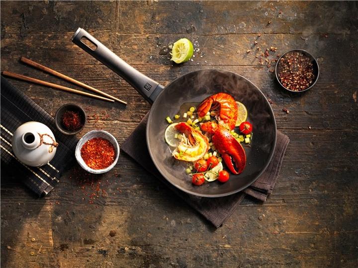 Actual product image Zwilling Madura Plus (28 cm, Frying pan, Cast aluminium)