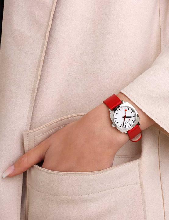 Produktbild Mondaine Petite Cushion (Analoguhr, 31 mm)