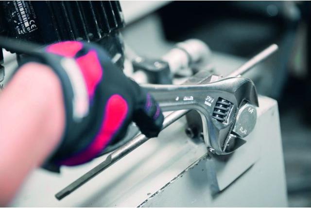 Actual product image Facom Adjustable wrench (33 mm)