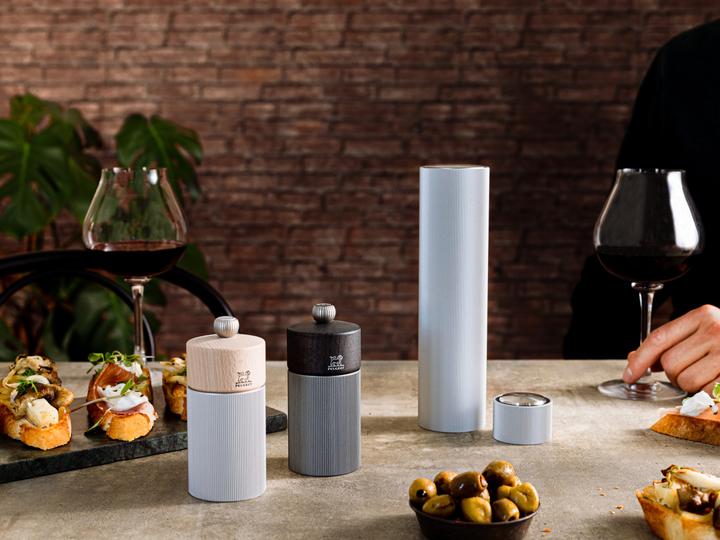 Image du produit Peugeot Line (Poivre)