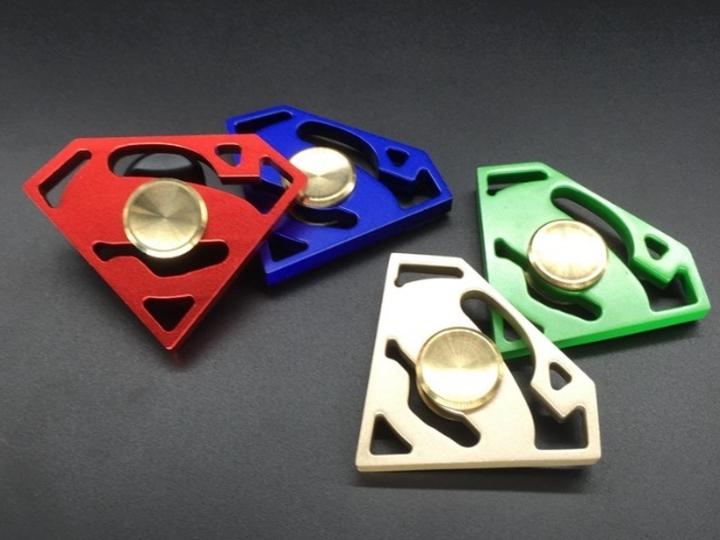 Produktbild FidgetSpinner Aluminium Superman Spinner