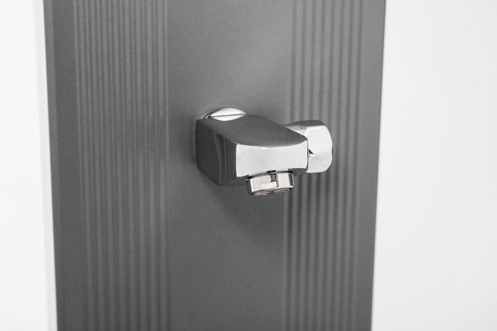 Produktbild Steinbach Vertriebsgmbh Solardusche Slim Line Deluxe, Alutank 24 l, 225 cm Höhe, silber, 0