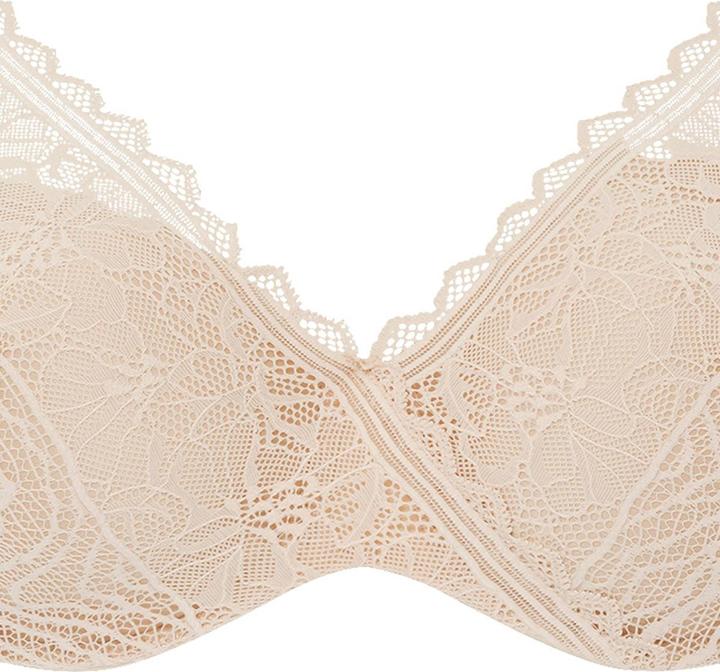 Image du produit Chantelle Easy Feel Floral Touch Soutien-gorge à coques (70 C, Une unité par pack)