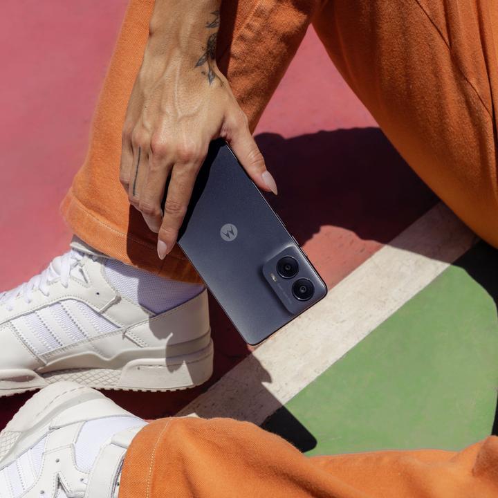 Produktbild Motorola moto g24 (128 GB, Matte Charcoal, 6.56", Dual SIM, 50 Mpx, 4G)