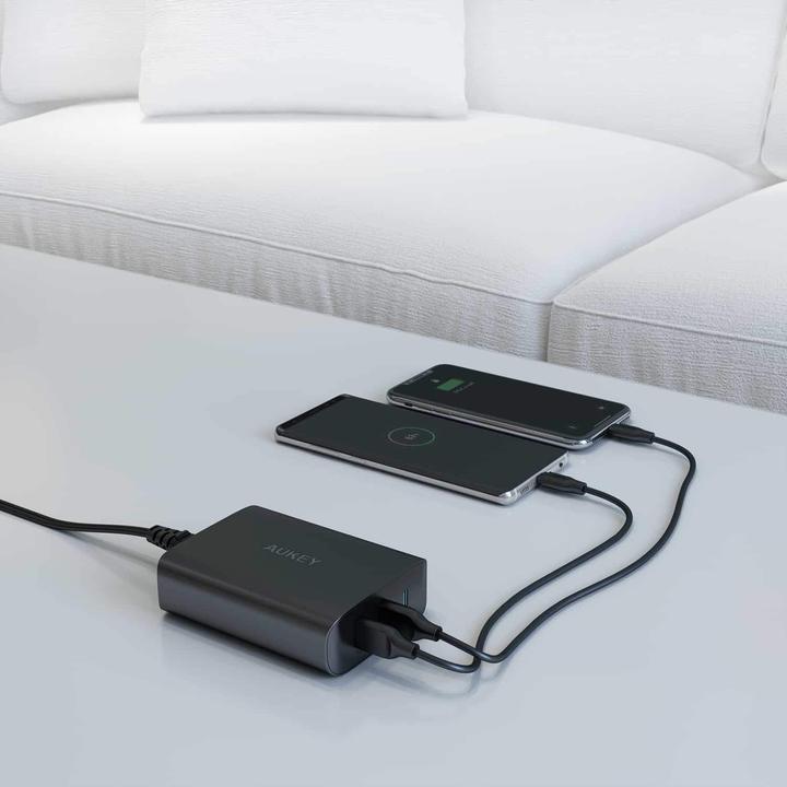 Produktbild Aukey PA-Y13 (46 W)