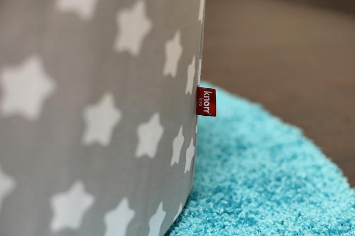 Produktbild Knorrtoys Bällebad soft - "Grey white stars" - 300 balls soft blue/blue/transparent (ca. 6cm Durchmesser)