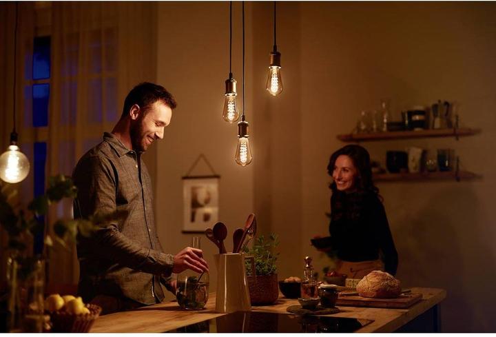 Produktbild Philips Professional Lampe (E27, 7 W, 470 lm, 1 x, F)