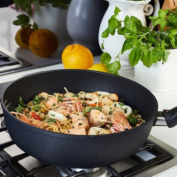 Actual product image Swiss Diamond XDClassic (28 cm, Frying pan, Cast aluminium)