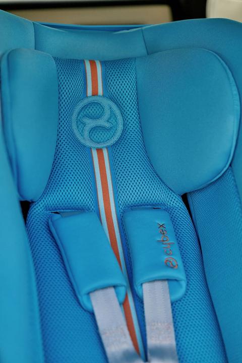 Actual product image Cybex Sirona G I-Size Plus Reboard child seat incl. Base G (Reboarder, ECE R129/i-Size Standard)