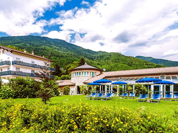 Immagine prodotto Smartbox 2 notti in hotel di charme in Europa con accesso alla spa (2 pers.)