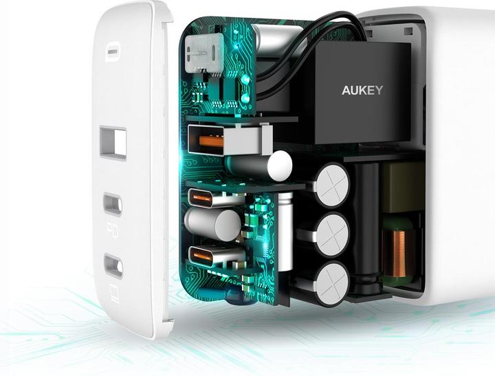 Actual product image Aukey Omnia Mix (90 W)