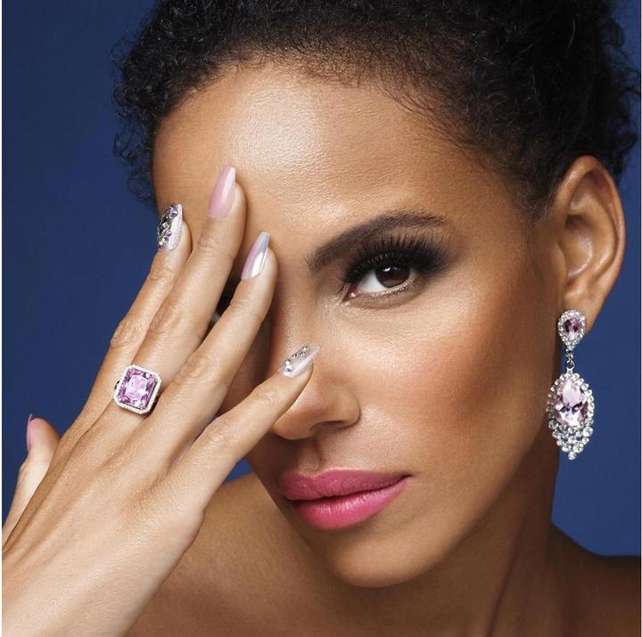 Image du produit Herba Kiss Majestic Nails - Dans une couronne (Ongles artificiels, Rose, Transparent)