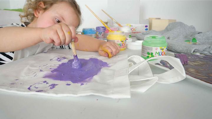 Image du produit Kreul Peinture pour doigts en tissu (Violet, Rouge, Jaune, Vert, Blanc, Bleu, 150 ml)