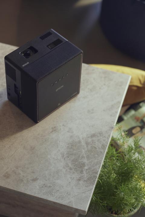Produktbild Epson EF-12 (Full HD, 1000 lm, 1:1)