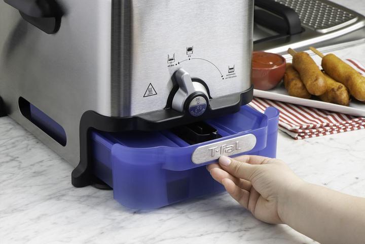 Actual product image Tefal FR8040 Oleoclean Pro Oil Fryer / Deep Fryer