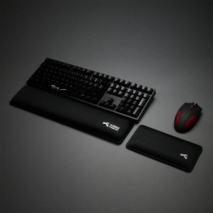 Actual product image Glorious PC Gaming Race Mouse wrist rest 17 mm - 10 x 20 cm