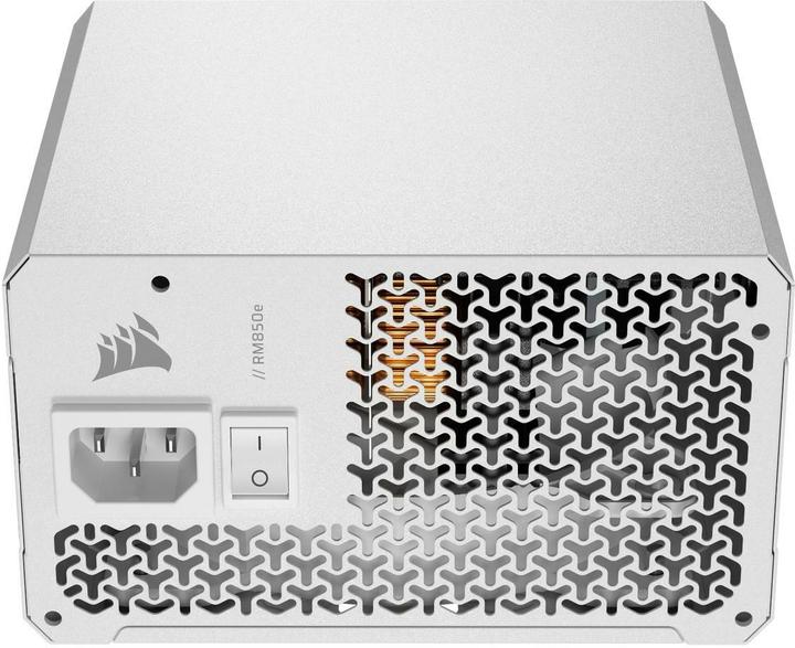 Produktbild Corsair PSU RMe White 850W 80+Gold FM ATX3.1 2025 (850 W)