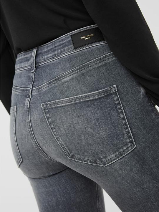 Produktbild Vero Moda VMLux Normal Waist Slim Fit Jeans (30)