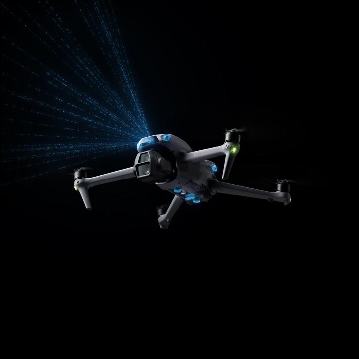 Actual product image DJI Air 3s Fly More Combo RC 2 (45 min, 724 g, 50 Mpx)