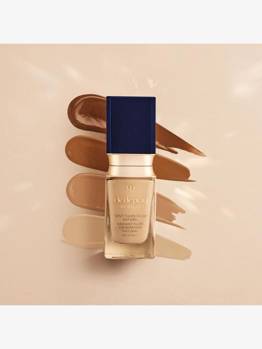 Image du produit Clé De Peau Radiant Fluid Foundation Natural BF00 (BF00 - Buff très léger)