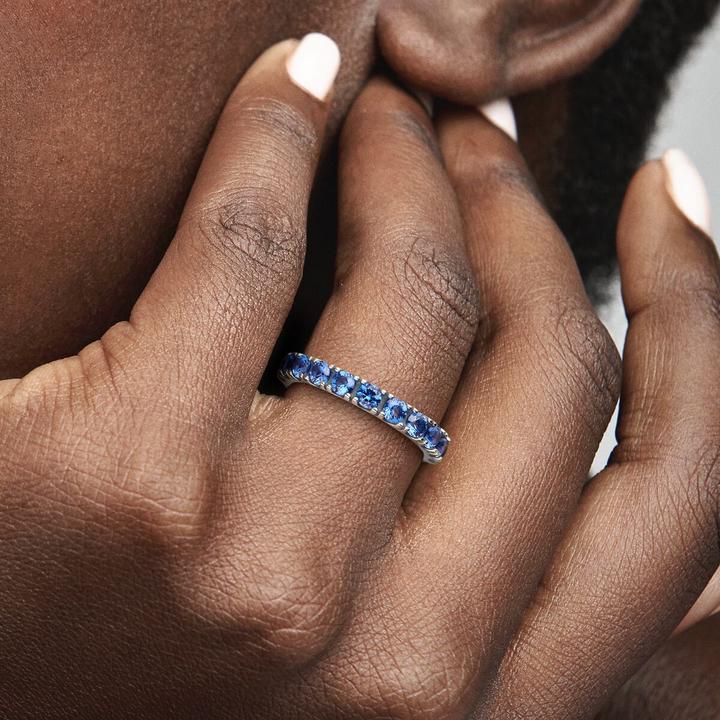Actual product image Pandora Ring Sparkling Eternity (52, 925 Silver)