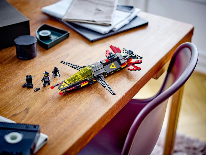 Immagine prodotto LEGO Icons Blacktron Cruiser (40580, LEGO Icons)