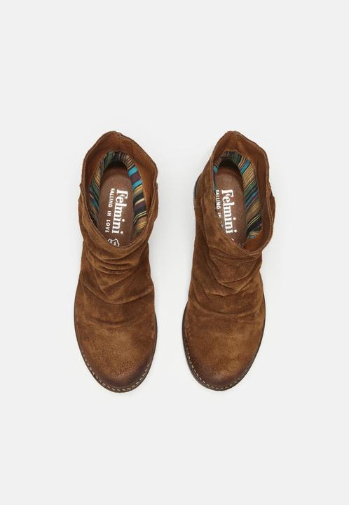 Image du produit Felmini Clash 8114, les bottines à hauteur de cheville en cuir souple avec une finition vintage (39)
