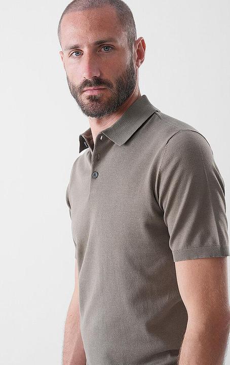 Actual product image No Excess Poloshirt (L)