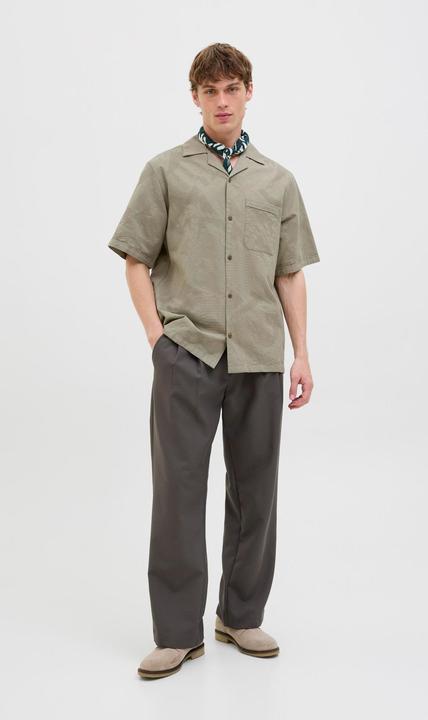 Actual product image Jack & Jones Jprbluluke Jacquard Resort S/S Shirt Ln (XL)