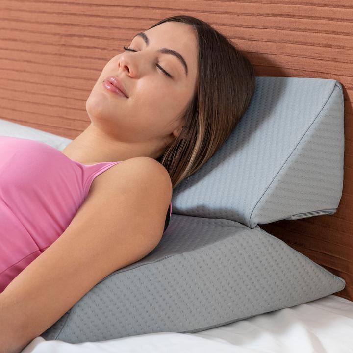 Actual product image Angela Bruderer Triangular reading cushion (60 x 40 x 24 cm)