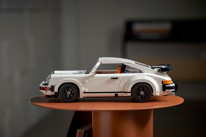 Productafbeelding LEGO Porsche 911 (10295, LEGO Creator Expert, LEGO Zeldzame Sets)